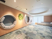 【埼玉県/川口市栄町】プラウドタワー川口クロス 共用部：「キッズラウンジ」。悪天候時でも遊べる空間です