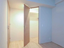 【神奈川県/川崎市高津区二子】プラウド二子新地 収納