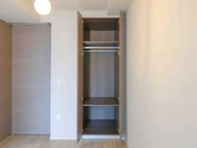 【神奈川県/川崎市高津区二子】プラウド二子新地 収納