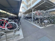 【神奈川県/川崎市高津区二子】プラウド二子新地 駐輪場