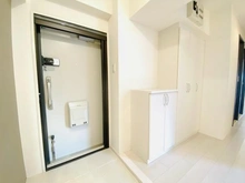 【神奈川県/川崎市高津区下作延】クイーンハイツ久地 玄関