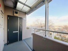 【神奈川県/川崎市高津区下作延】クイーンハイツ久地 玄関