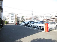 【神奈川県/川崎市中原区新城】クリオレジダンス新城フロントコート 駐車場