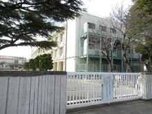 【神奈川県/川崎市中原区新城】クリオレジダンス新城フロントコート 川崎市立新城小学校（現地より約130m）