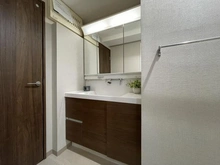 【神奈川県/川崎市川崎区浜町】ダイアパレス川崎グリーンポート 洗面所