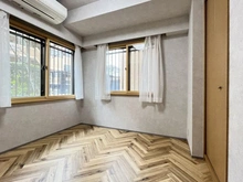 【神奈川県/川崎市中原区上小田中】クレッセント武蔵新城イースト 洋室