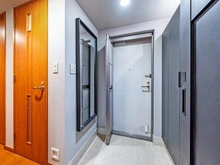 【神奈川県/川崎市高津区北見方】クレッセント二子多摩川4 玄関