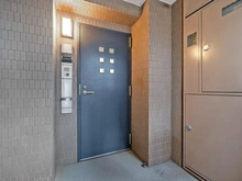 【神奈川県/川崎市高津区北見方】クレッセント二子多摩川4 玄関