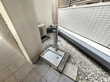 【神奈川県/川崎市高津区梶ケ谷】エム・ブランド梶ヶ谷 ペット用設備（足洗い場）