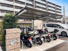 【神奈川県/川崎市高津区坂戸】パークホームズ溝の口ミッドイースト バイク置き場