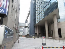 【神奈川県/川崎市高津区坂戸】パークホームズ溝の口ミッドイースト 帝京大学医学部附属溝口病院（現地より約930m）