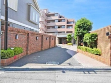 【神奈川県/川崎市多摩区中野島】レリアコート中野島 アプローチ