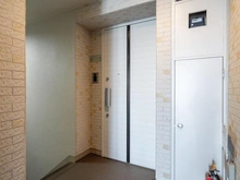 【神奈川県/川崎市高津区下作延】バースヒル溝の口ブレッサ 共用部：玄関前