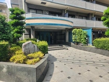 【神奈川県/川崎市高津区久本】ルネサンスフォルム溝の口 アプローチ