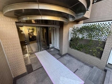 【神奈川県/川崎市高津区北見方】クレッセント二子多摩川IV エントランス