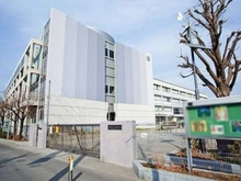 【神奈川県/川崎市高津区溝口】バースシティ溝の口グレス 川崎市立高津小学校（現地より約450m）：