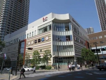 【神奈川県/川崎市中原区小杉町】パークシティ武蔵小杉ザガーデン タワーズウエスト ららテラス武蔵小杉（現地より約750m）：