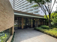 【神奈川県/川崎市高津区二子】ドレッセ二子新地 ガーデンコート エントランス