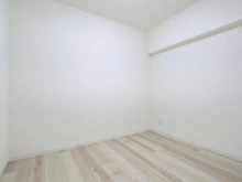 【神奈川県/横浜市青葉区市ケ尾町】市ヶ尾プラーザビル サービスルーム（納戸）