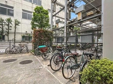 【神奈川県/川崎市高津区坂戸】グランイーグル溝の口 駐輪場
