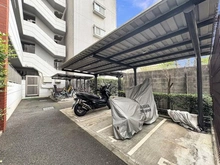 【神奈川県/川崎市高津区二子】アールブラン二子多摩川 バイク置場