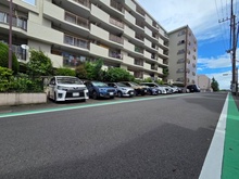 【神奈川県/横浜市青葉区藤が丘】藤が丘マンション 駐車場