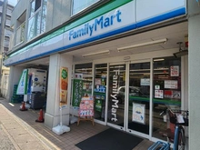 【神奈川県/川崎市宮前区宮崎】ボン・ファミリエ宮崎台 ファミリーマート　宮崎二丁目店（現地より約270m）：
