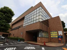 【神奈川県/川崎市宮前区宮崎】プラウド宮前平サウスアベニュー 宮前市民図書館（現地より約220m）