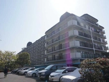 【神奈川県/川崎市高津区坂戸】日商岩井溝の口マンション A棟 外観