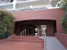 【神奈川県/川崎市高津区坂戸】日商岩井溝の口マンション A棟 エントランス