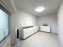 【神奈川県/川崎市高津区二子】溝の口ビル 洋室：家具調度品は価格に含まれません