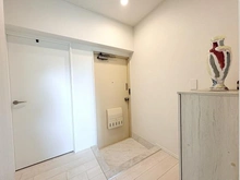 【神奈川県/川崎市高津区二子】溝の口ビル 玄関：家具調度品は価格に含まれません