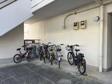 【東京都/多摩市豊ヶ丘】ジョイフル多摩センター 駐輪場