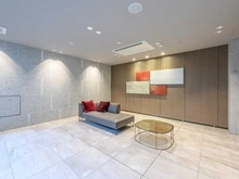 【神奈川県/川崎市中原区新丸子町】プラウド新丸子 エントランス