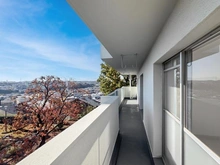 【東京都/町田市鶴川】鶴川二丁目住宅 11-10号棟 バルコニー