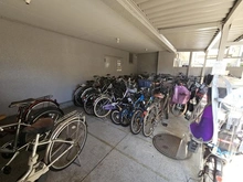 【神奈川県/座間市相模が丘】シャンボール相模原 駐輪場