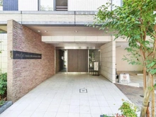 【東京都/多摩市諏訪】 プレシス多摩永山レヴィエ アプローチ