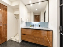 【神奈川県/川崎市中原区小杉町】パークシティ武蔵小杉ザガーデン タワーズウエスト 洗面室