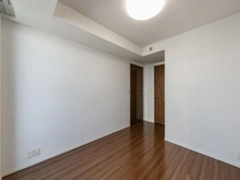 【神奈川県/川崎市中原区小杉町】パークシティ武蔵小杉ザガーデン タワーズウエスト 洋室：東向き（約6.5帖）