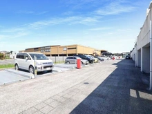【神奈川県/横浜市旭区白根】レーベンリヴァーレ横濱鶴ヶ峰ヒルズ 駐車場
