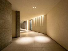 【東京都/新宿区市谷柳町】プラウド市谷柳町 エントランス