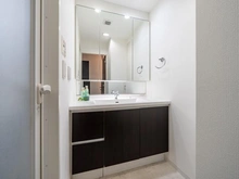 【東京都/新宿区大久保】エム・ブランド新宿戸山公園 洗面室