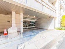 【東京都/中央区日本橋堀留町】ファミール日本橋グランスイートプラザ エントランス