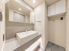 【東京都/中央区日本橋堀留町】ファミール日本橋グランスイートプラザ 洗面室