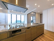 【東京都/江戸川区南小岩】プラウドタワー小岩フロント キッチン