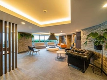 【東京都/新宿区下落合】プラウド高田馬場 共用施設：ライブラリーラウンジ