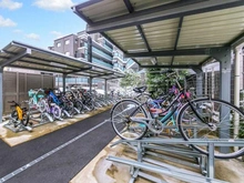 【東京都/新宿区下落合】プラウド高田馬場 敷地内