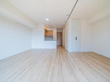 【東京都/新宿区高田馬場】パークシティ高田馬場 LDK：右側：洋室　約5.0帖