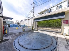 【東京都/新宿区中落合】プラウド新宿中落合 敷地内
