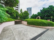 【東京都/新宿区百人町】西戸山タワーホウムズ サウスタワー 駐車場入り口